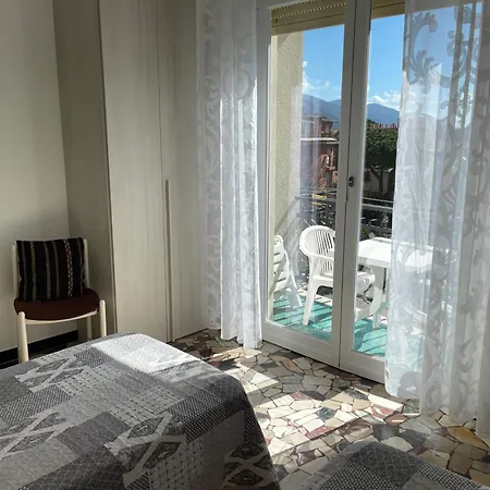 아파트 Jolie Cosy With Ac Near Beaches 몬테로소 알 마레