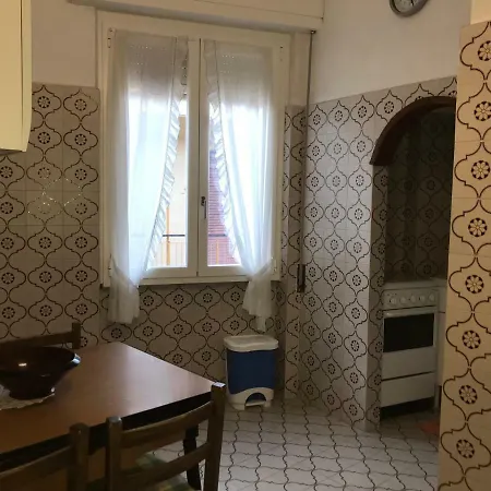 Jolie - Vicino Alle Spiagge Con Ac Apartamento